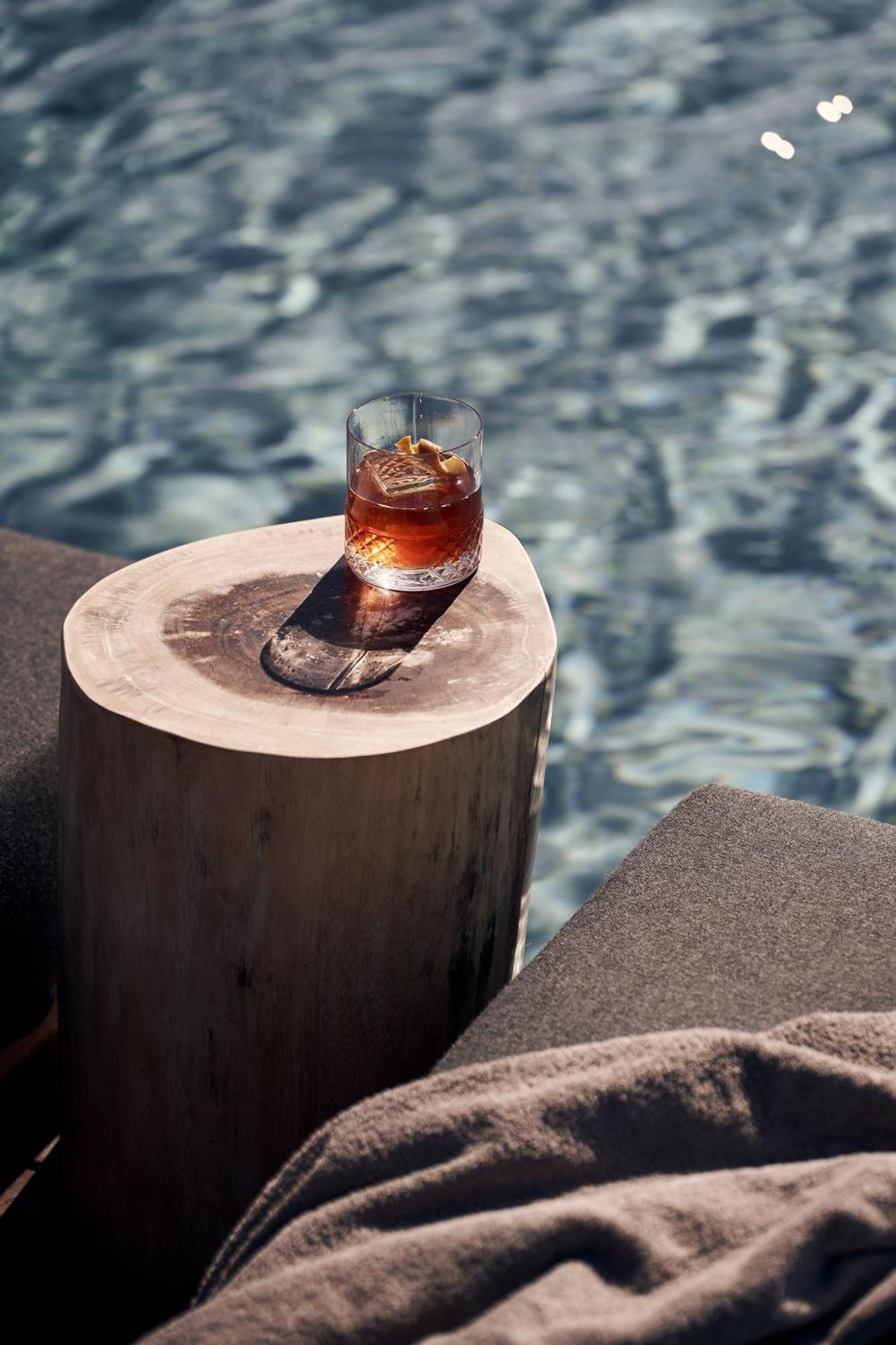 Magma Resort Santorini, In The Unbound Collection By Hyatt Vourvoúlos Exteriör bild